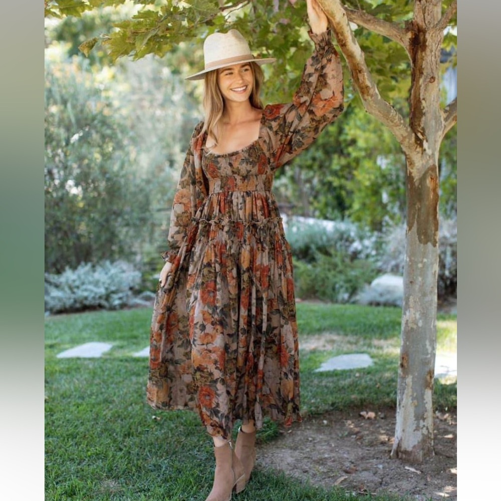 Carly Jean Los Angeles Autumn Dress